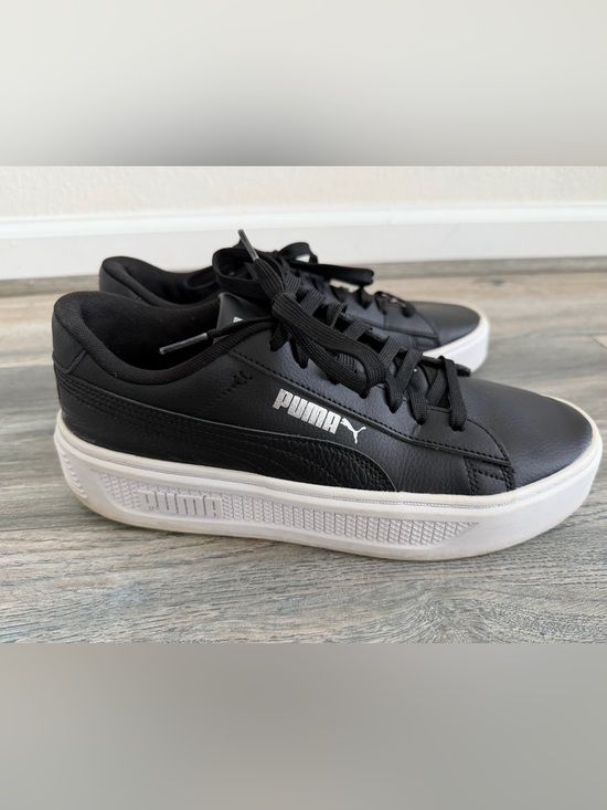 Puma Shoes - Puma Smash V3 Platform Sneakers in black and white women’s size 10